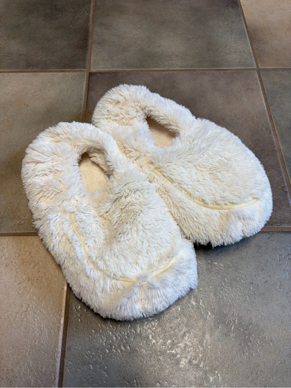 Warmies Microwaveable Slippers - Cream/White